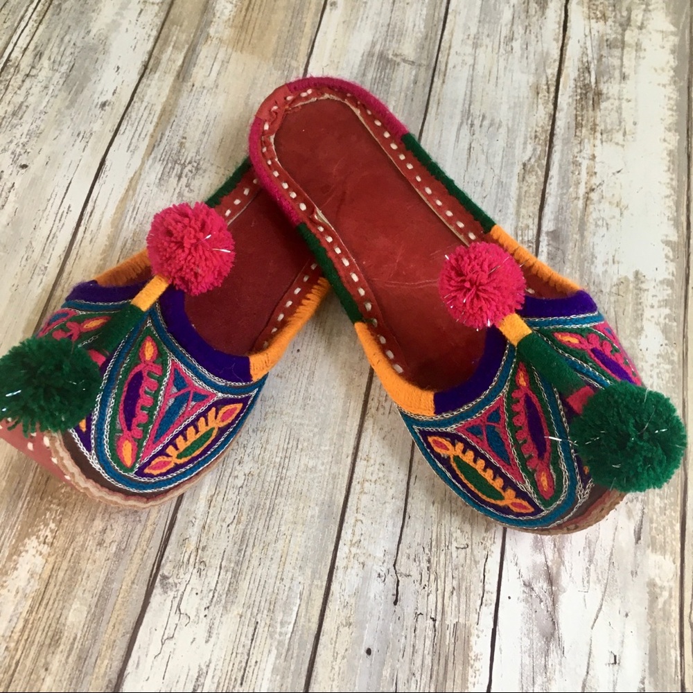 Colorful Moroccan slipper shoes, handmade